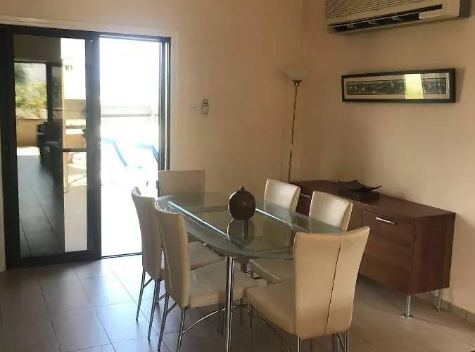 Limni Pool House B Vila